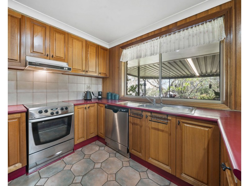 25 Redlands Drive, Gowrie Junction QLD 4352