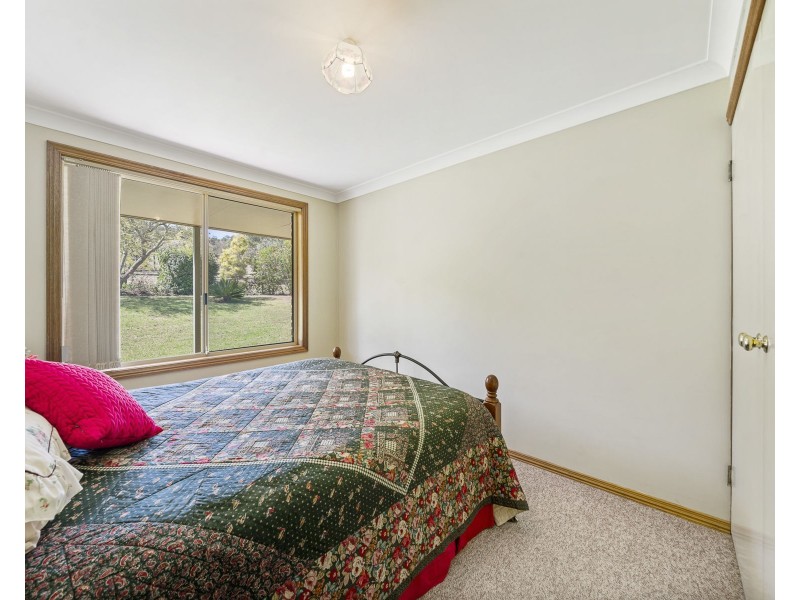 25 Redlands Drive, Gowrie Junction QLD 4352