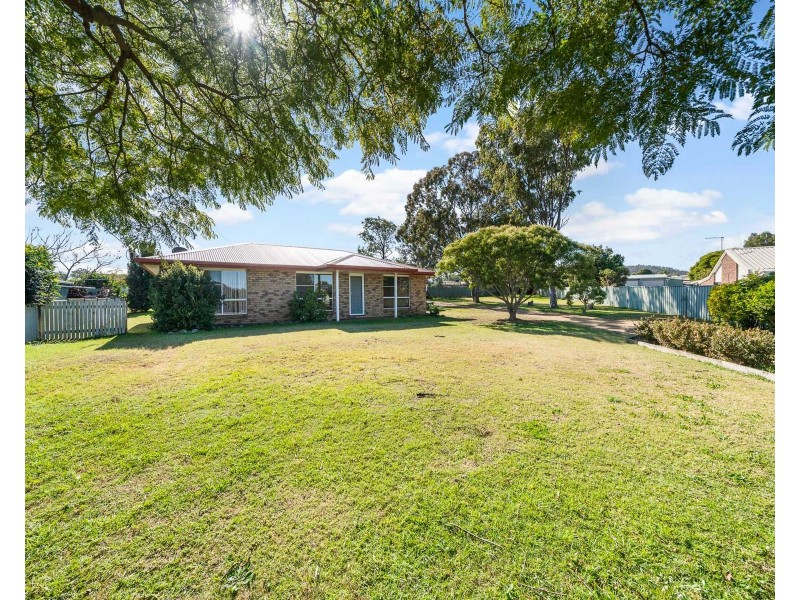 19 Handley Drive, Westbrook QLD 4350