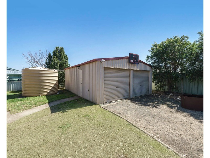 19 Handley Drive, Westbrook QLD 4350