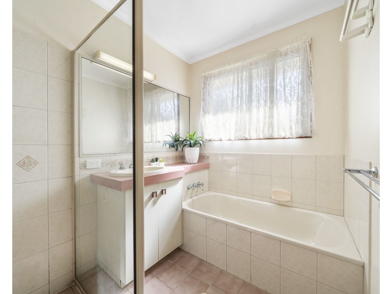 19 Handley Drive, Westbrook QLD 4350