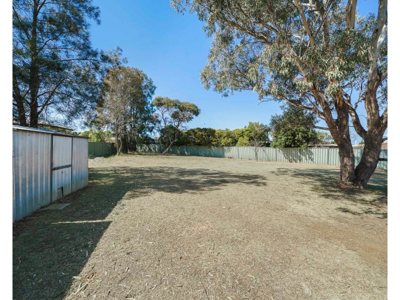 19 Handley Drive, Westbrook QLD 4350