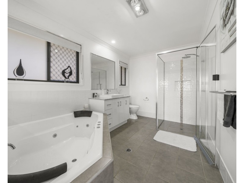 9 Ironbark Road, Gatton QLD 4343
