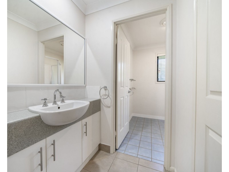 12/451 Alderley Street, Harristown QLD 4350