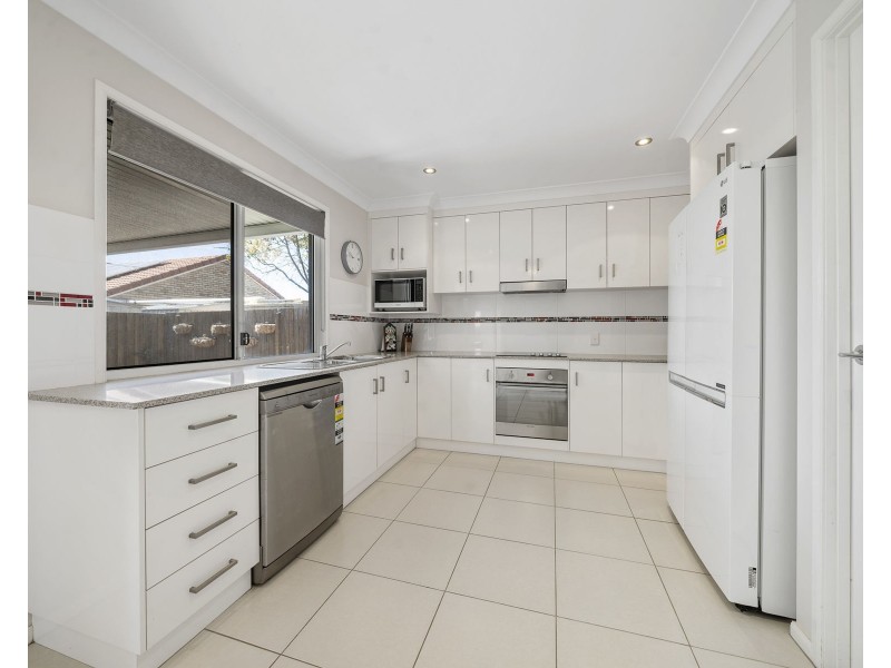 6/446 Hume Street, Middle Ridge QLD 4350