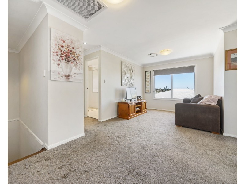 6/446 Hume Street, Middle Ridge QLD 4350
