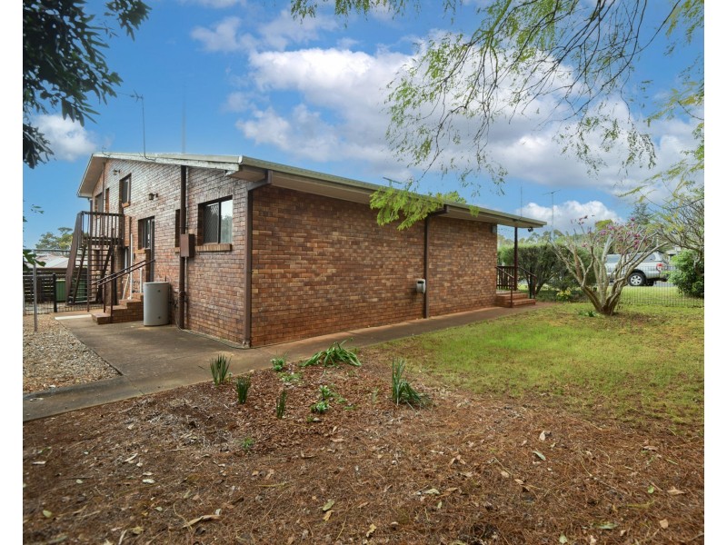 1/1 Gloucester Crescent, Darling Heights QLD 4350