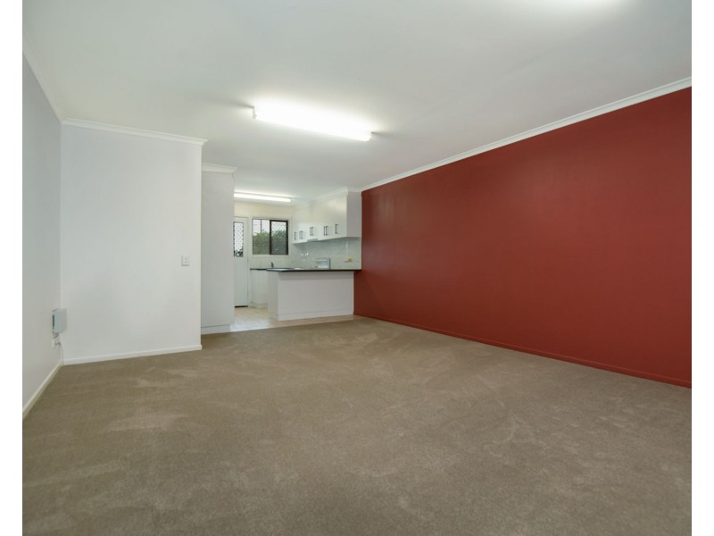 1/1 Gloucester Crescent, Darling Heights QLD 4350