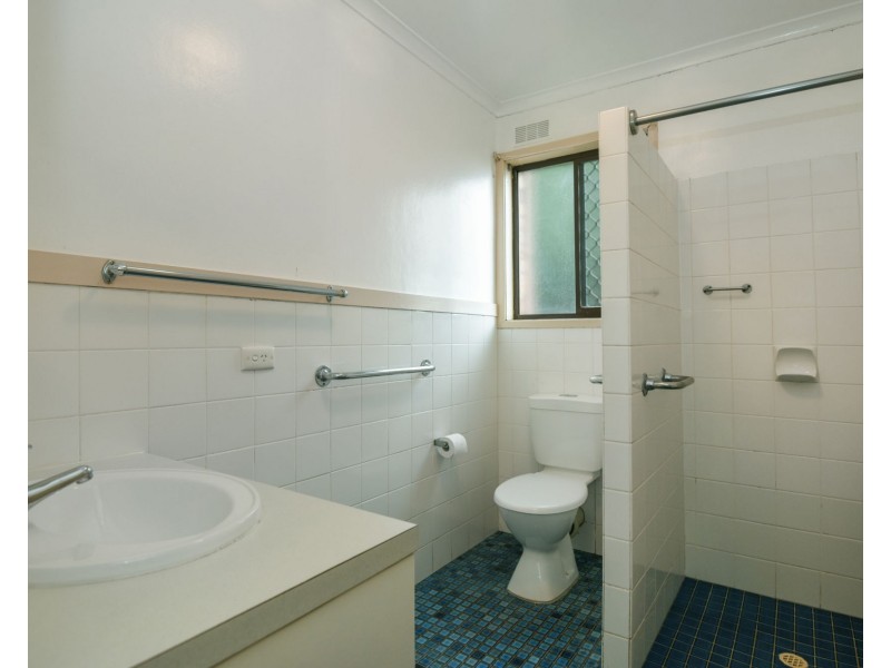 1/1 Gloucester Crescent, Darling Heights QLD 4350