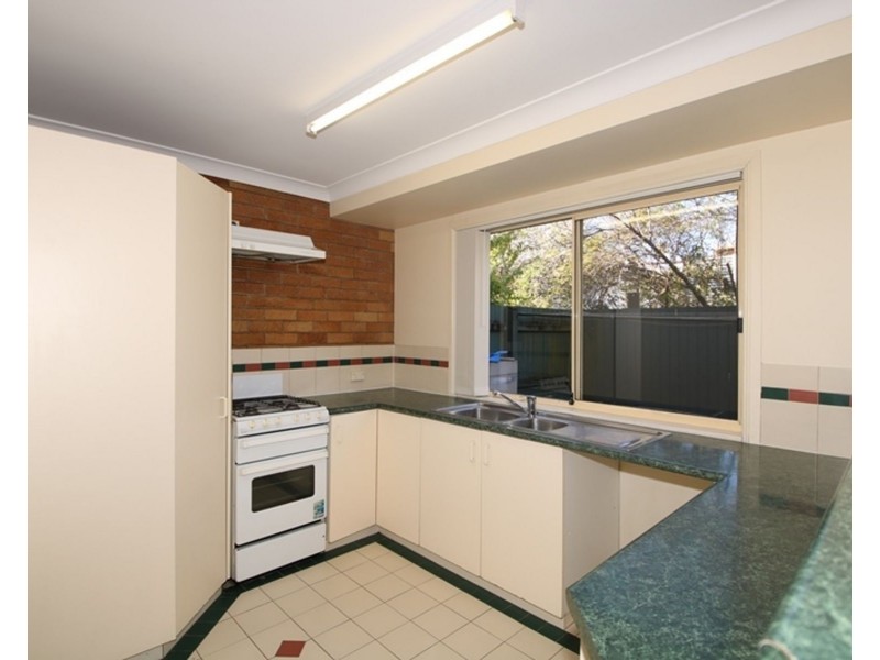 3/248 James Street, Harristown QLD 4350