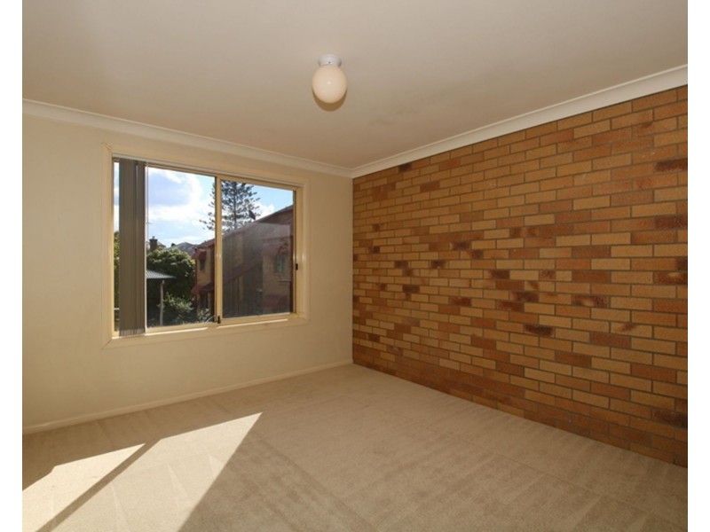 3/248 James Street, Harristown QLD 4350
