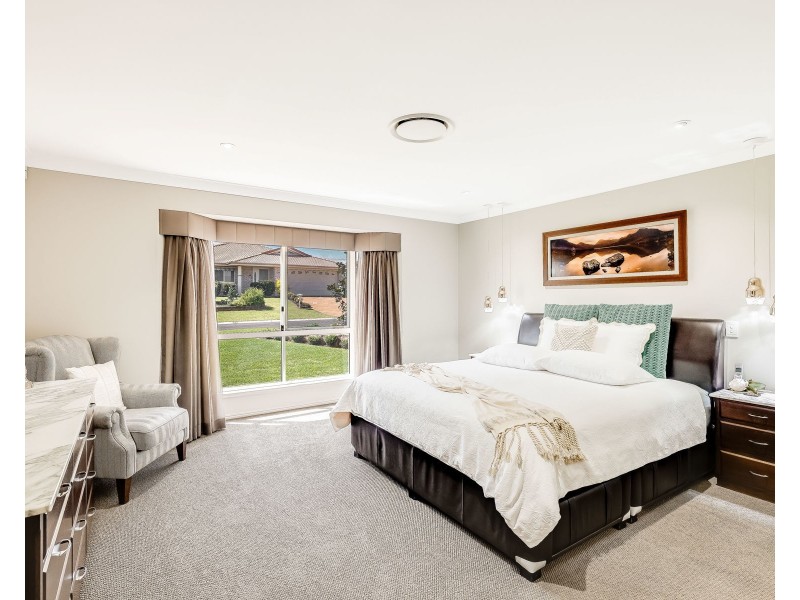 11 Paulene Crescent, Kearneys Spring QLD 4350