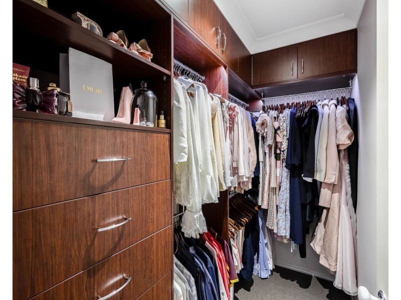 11 Paulene Crescent, Kearneys Spring QLD 4350