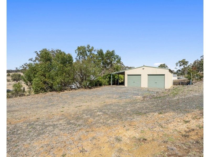 49 Willis Road, Meringandan West QLD 4352