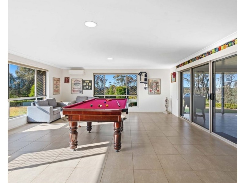 12 Gilbert Court, Gowrie Junction QLD 4352