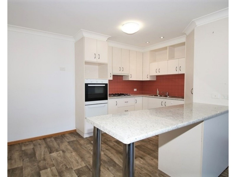 5/11a Gatfield Street, Newtown QLD 4350