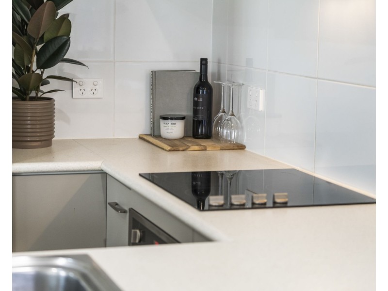 97 Entabeni Drive, Kearneys Spring QLD 4350