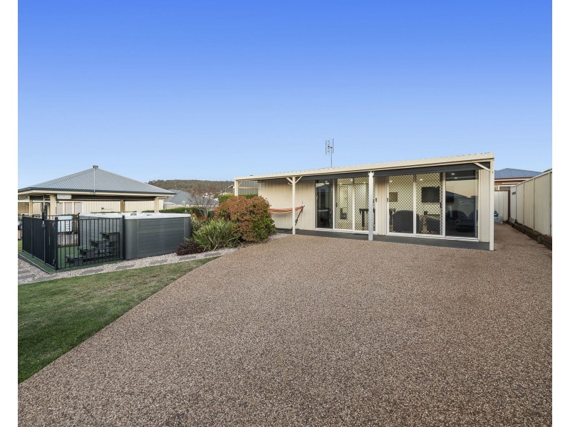 15 Bronte Street, Westbrook QLD 4350
