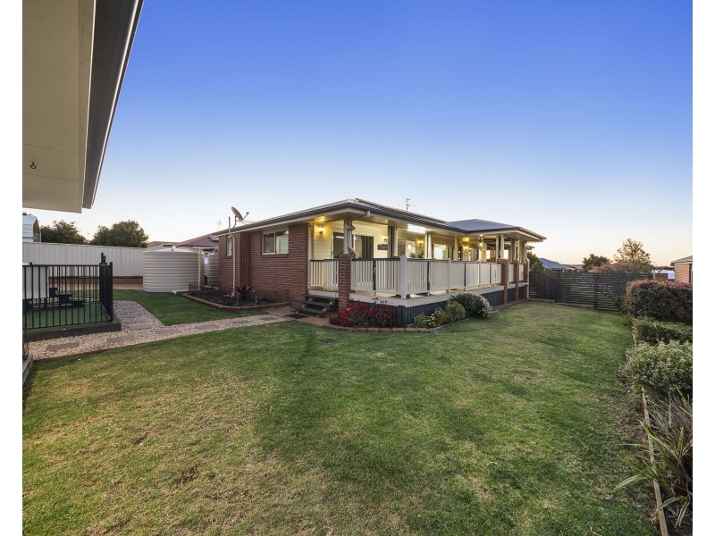 15 Bronte Street, Westbrook QLD 4350