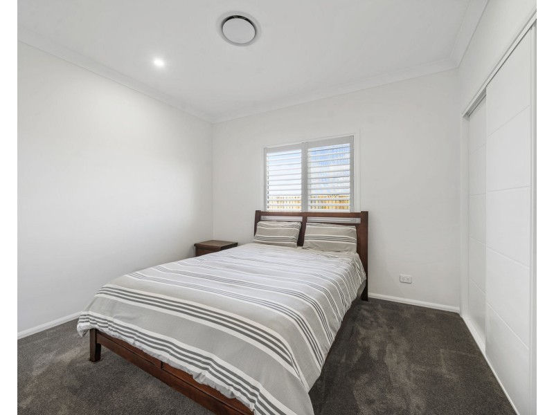 24 McGrory Drive, Kearneys Spring QLD 4350
