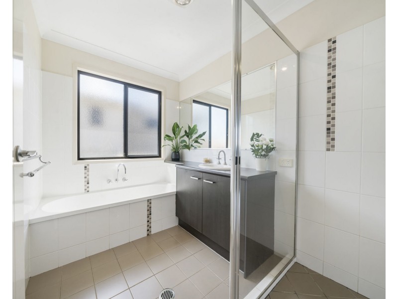5 Myora Close, Darling Heights QLD 4350