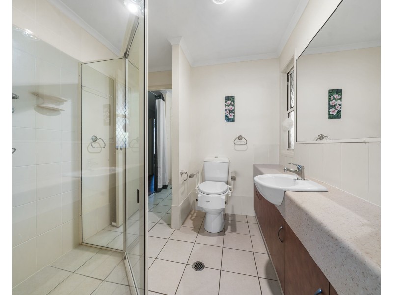 64/303 Spring Street, Kearneys Spring QLD 4350