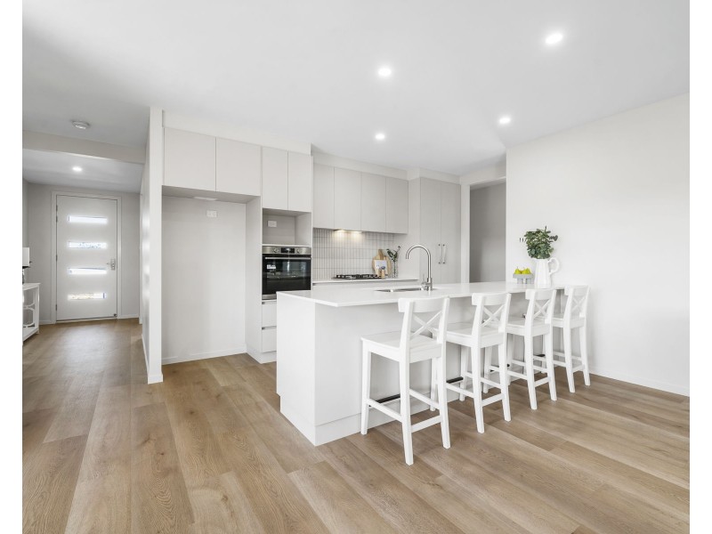 22 McEwan Crescent, Kearneys Spring QLD 4350