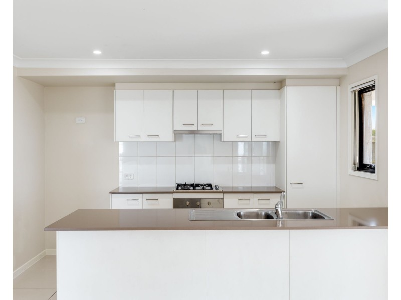 19 Kensei Street, Wyreema QLD 4352
