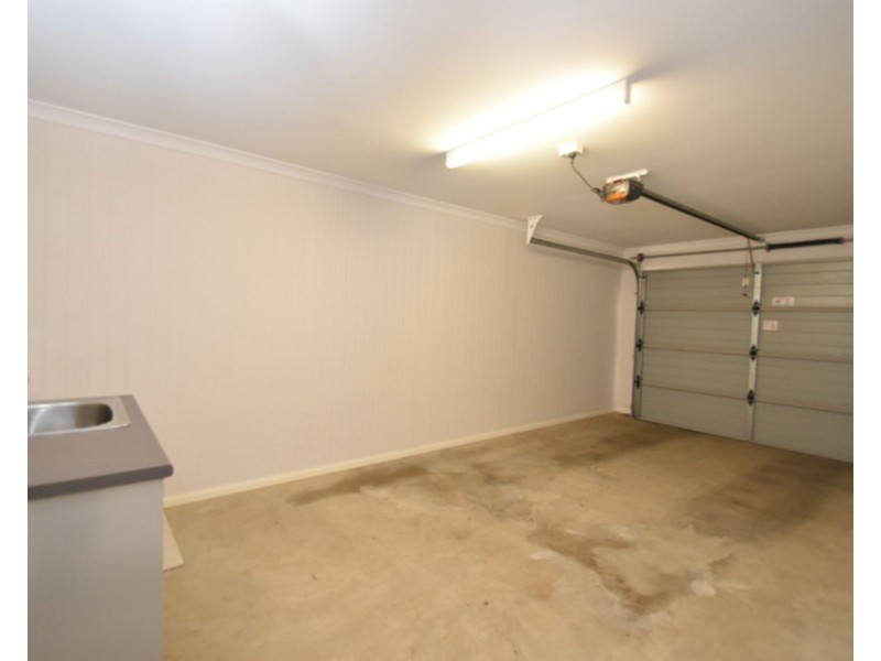 2/21a Haig Street, South Toowoomba QLD 4350