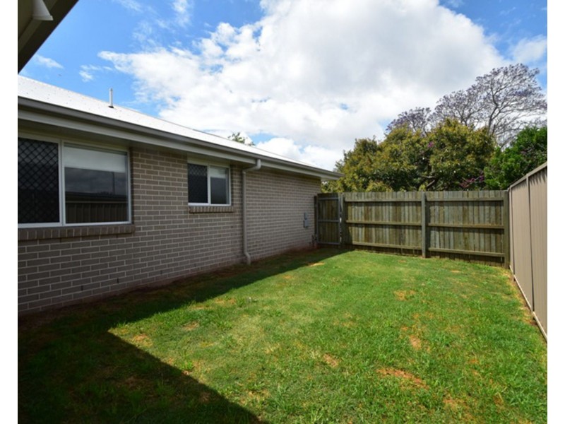 2/21a Haig Street, South Toowoomba QLD 4350
