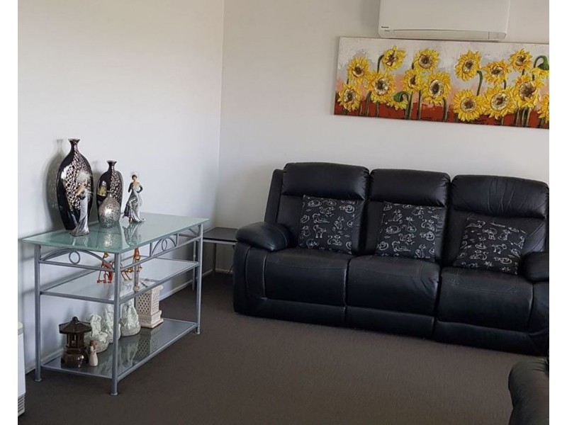 36 Kratzmann Court, Kearneys Spring QLD 4350