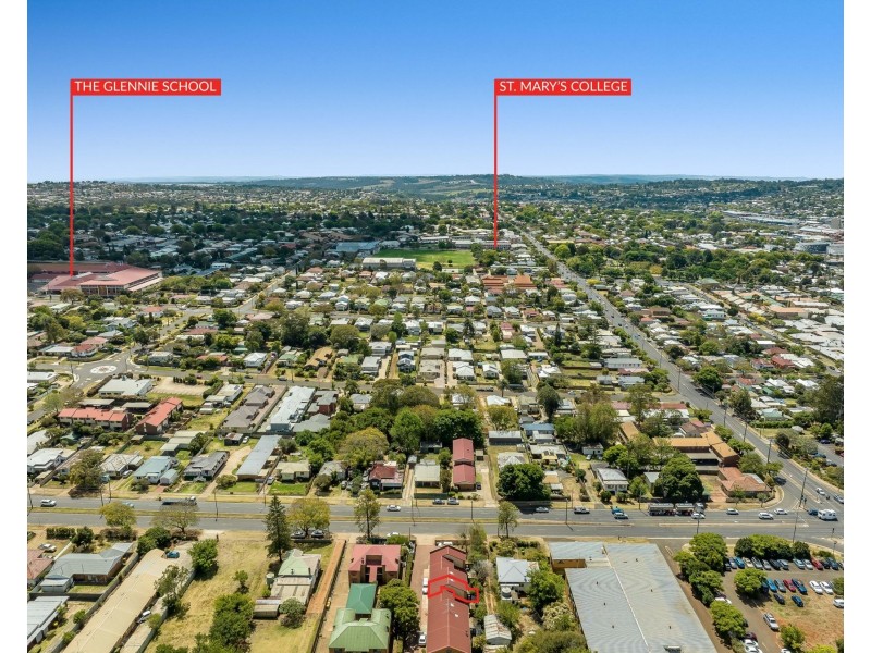 3/248 James Street, Harristown QLD 4350