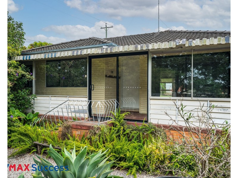 37 Prosser Street, Rockville QLD 4350
