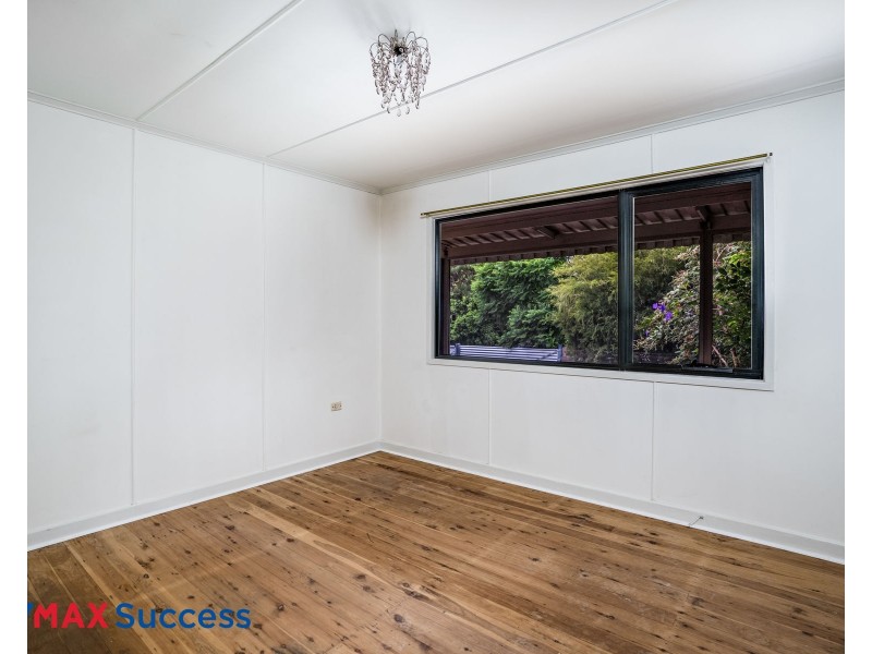 37 Prosser Street, Rockville QLD 4350
