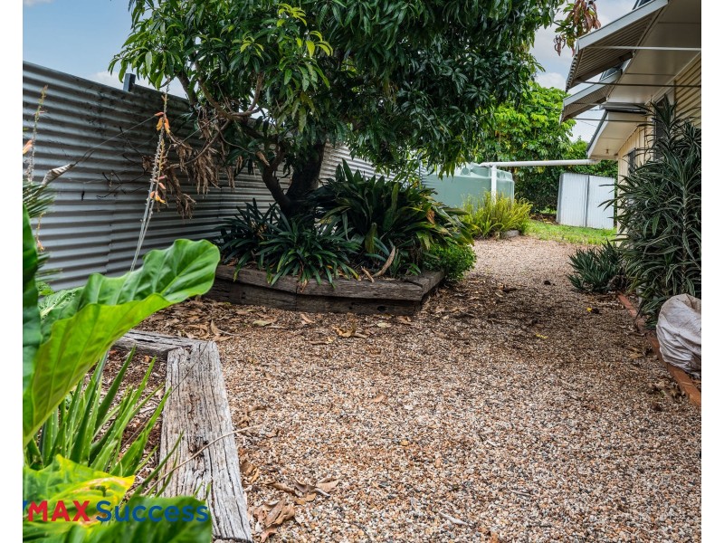 37 Prosser Street, Rockville QLD 4350