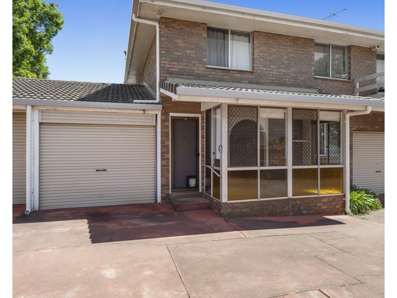1/22 Wallace Street, Newtown QLD 4350