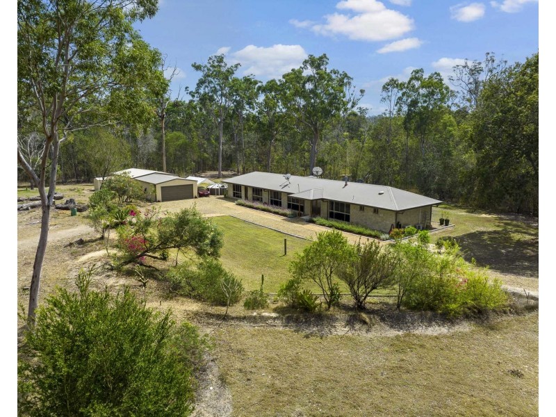 33 Gloucester Court, Mount Hallen QLD 4312