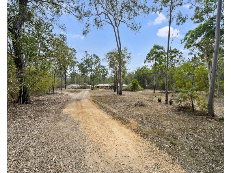 33 Gloucester Court, Mount Hallen QLD 4312