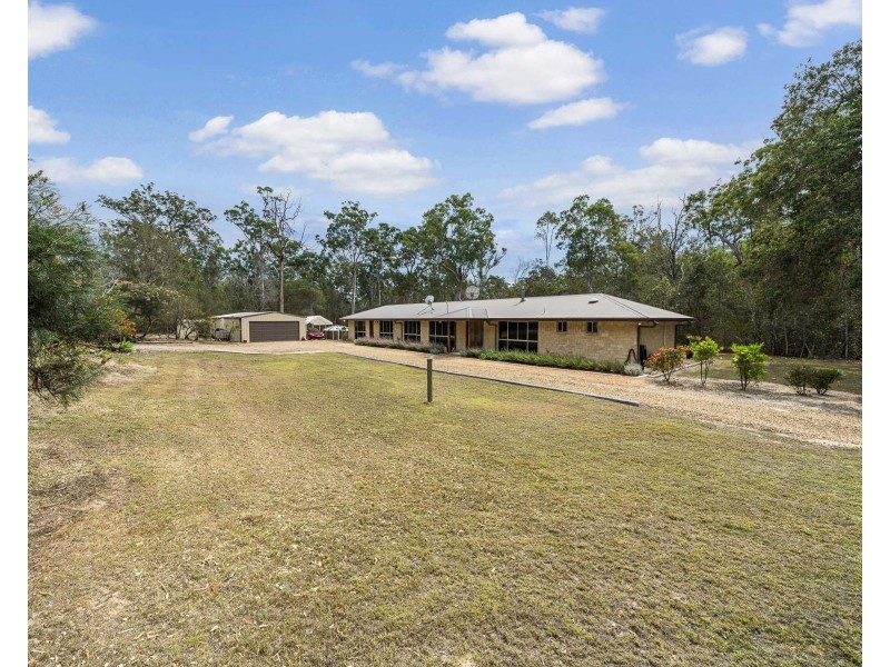 33 Gloucester Court, Mount Hallen QLD 4312