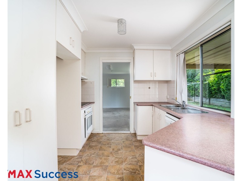 17 Dyson Drive, Darling Heights QLD 4350
