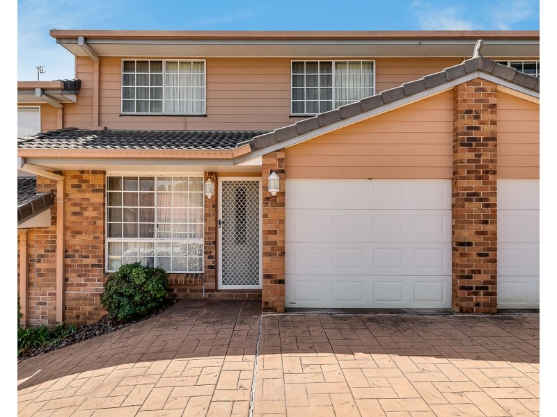 2/2-6 Roser Close, Kearneys Spring QLD 4350