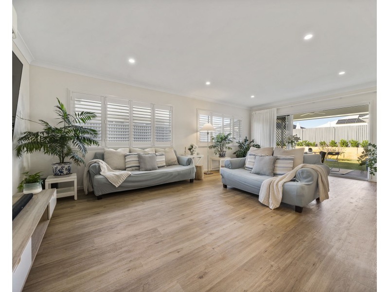 18 McAulay Avenue, Highfields QLD 4352
