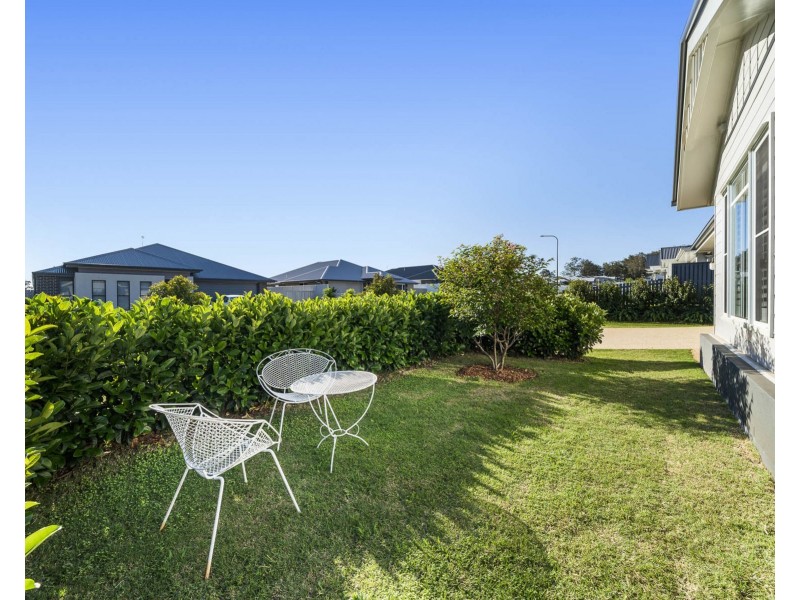 18 McAulay Avenue, Highfields QLD 4352