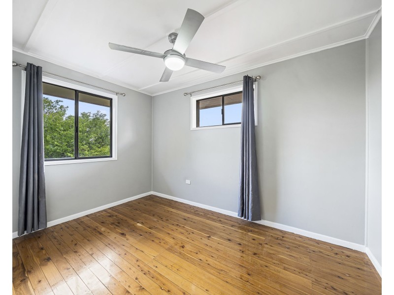 260 Alderley Street, Centenary Heights QLD 4350