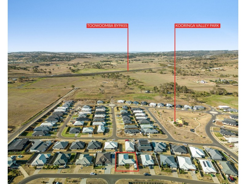 16 Sophia Crescent, Cotswold Hills QLD 4350