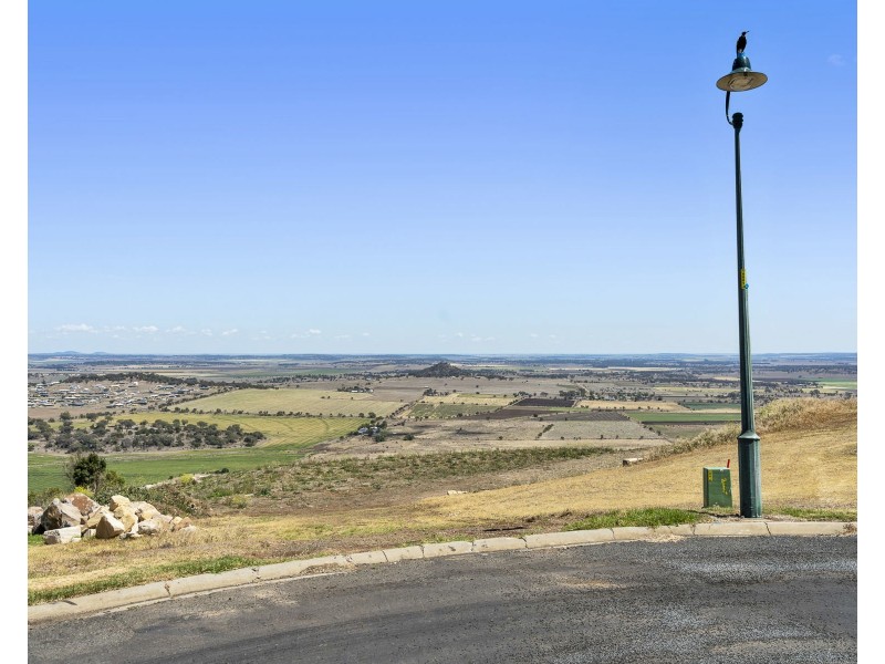 5 West View Court, Glencoe QLD 4352