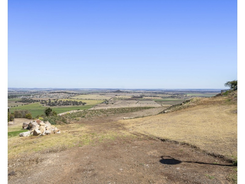5 West View Court, Glencoe QLD 4352