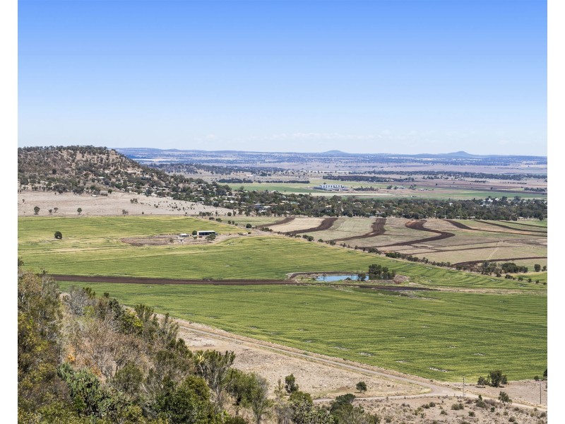 5 West View Court, Glencoe QLD 4352