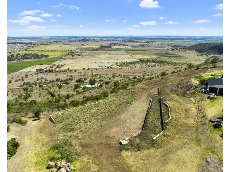 5 West View Court, Glencoe QLD 4352