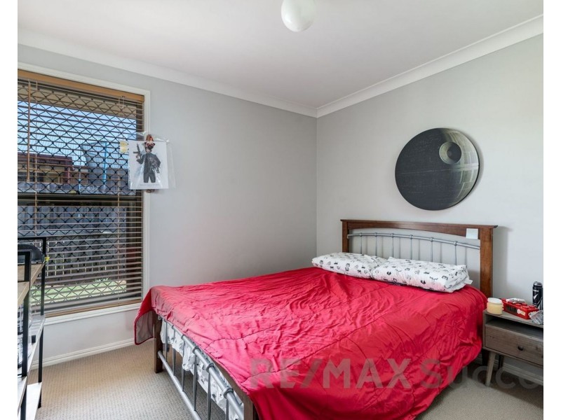 9 Prime Minister Drive, Middle Ridge QLD 4350